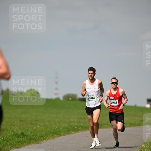 10.05.2026 - 8. Wedeler Halbmarathon Dr. Thomas Lammeyer http://msf.ph/oto/9691103 10.05.2026 11:11:51 Laufen 2083, 2246 meine-sportfotos.de