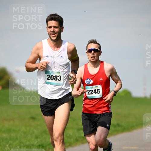 10.05.2026 - 8. Wedeler Halbmarathon Dr. Thomas Lammeyer http://msf.ph/oto/9691165 10.05.2026 11:11:56 Laufen 2083, 2246 meine-sportfotos.de