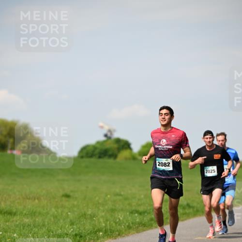 10.05.2026 - 8. Wedeler Halbmarathon Dr. Thomas Lammeyer http://msf.ph/oto/9691382 10.05.2026 11:13:08 Laufen 2082, 2025 meine-sportfotos.de