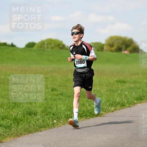 10.05.2026 - 8. Wedeler Halbmarathon Dr. Thomas Lammeyer http://msf.ph/oto/9691977 10.05.2026 11:14:41 Laufen 2080 meine-sportfotos.de