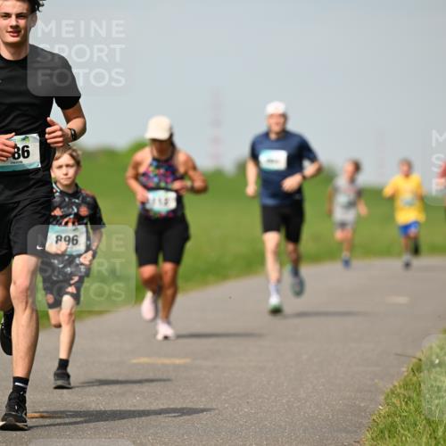 10.05.2026 - 8. Wedeler Halbmarathon Dr. Thomas Lammeyer http://msf.ph/oto/9692435 10.05.2026 11:15:48 Laufen 896 meine-sportfotos.de