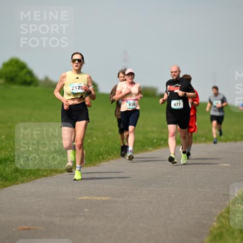 10.05.2026 - 8. Wedeler Halbmarathon Dr. Thomas Lammeyer http://msf.ph/oto/9692713 10.05.2026 11:16:18 Laufen 2125, 838, 477 meine-sportfotos.de