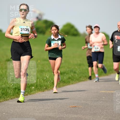 10.05.2026 - 8. Wedeler Halbmarathon Dr. Thomas Lammeyer http://msf.ph/oto/9692757 10.05.2026 11:16:21 Laufen 2125, 140 meine-sportfotos.de