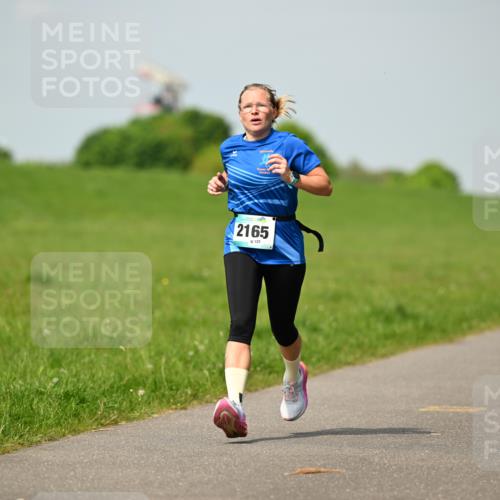 10.05.2026 - 8. Wedeler Halbmarathon Dr. Thomas Lammeyer http://msf.ph/oto/9692861 10.05.2026 11:16:31 Laufen 808, 2165, 125 meine-sportfotos.de