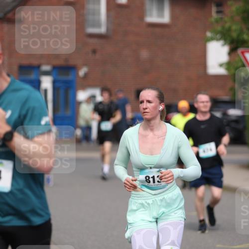 10.05.2026 - 8. Wedeler Halbmarathon Andreas Tolksdorf http://msf.ph/oto/9692931 10.05.2026 10:17:33 Laufen 764, 813 meine-sportfotos.de