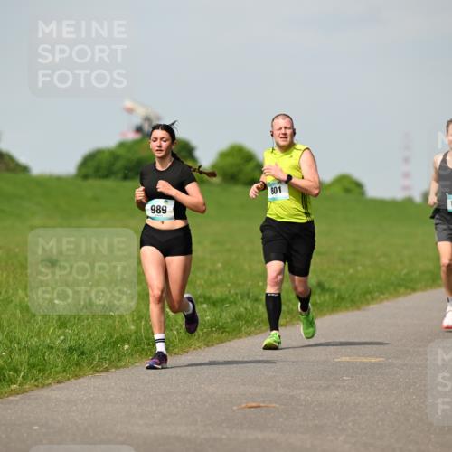 10.05.2026 - 8. Wedeler Halbmarathon Dr. Thomas Lammeyer http://msf.ph/oto/9692964 10.05.2026 11:16:45 Laufen 801, 989, 1027 meine-sportfotos.de