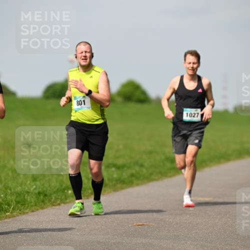 10.05.2026 - 8. Wedeler Halbmarathon Dr. Thomas Lammeyer http://msf.ph/oto/9692991 10.05.2026 11:16:47 Laufen 801, 989, 1027 meine-sportfotos.de