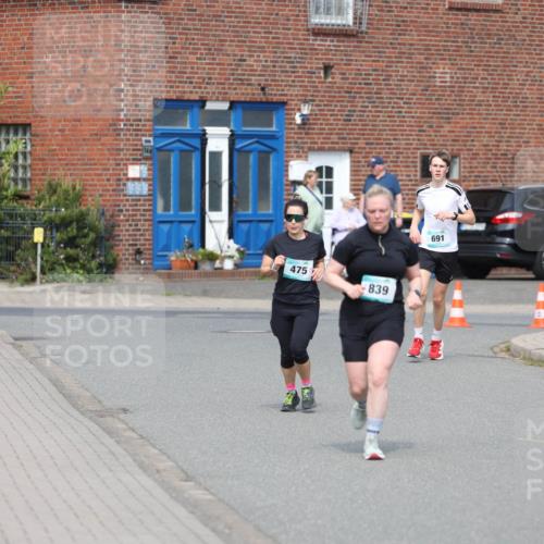 10.05.2026 - 8. Wedeler Halbmarathon Andreas Tolksdorf http://msf.ph/oto/9693016 10.05.2026 10:17:46 Laufen 475, 839, 691 meine-sportfotos.de