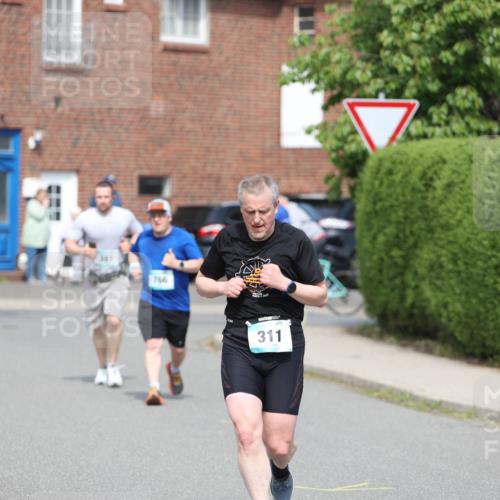 10.05.2026 - 8. Wedeler Halbmarathon Andreas Tolksdorf http://msf.ph/oto/9693117 10.05.2026 10:18:14 Laufen 766, 311 meine-sportfotos.de
