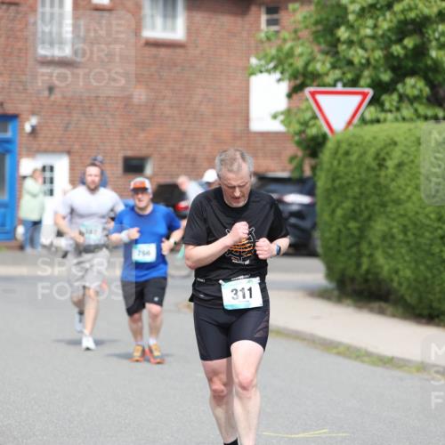 10.05.2026 - 8. Wedeler Halbmarathon Andreas Tolksdorf http://msf.ph/oto/9693120 10.05.2026 10:18:14 Laufen 766, 311 meine-sportfotos.de