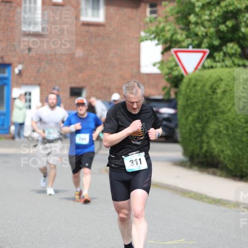 10.05.2026 - 8. Wedeler Halbmarathon Andreas Tolksdorf http://msf.ph/oto/9693122 10.05.2026 10:18:14 Laufen 766, 311 meine-sportfotos.de