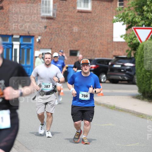 10.05.2026 - 8. Wedeler Halbmarathon Andreas Tolksdorf http://msf.ph/oto/9693127 10.05.2026 10:18:17 Laufen 311, 387, 766 meine-sportfotos.de