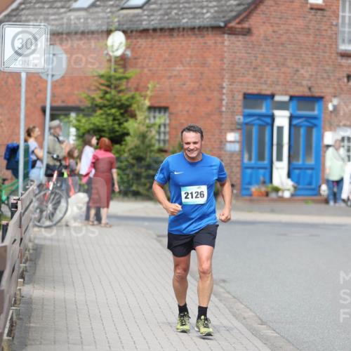 10.05.2026 - 8. Wedeler Halbmarathon Andreas Tolksdorf http://msf.ph/oto/9693222 10.05.2026 10:18:32 Laufen 30, 2126 meine-sportfotos.de