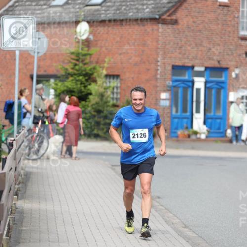 10.05.2026 - 8. Wedeler Halbmarathon Andreas Tolksdorf http://msf.ph/oto/9693225 10.05.2026 10:18:32 Laufen 30, 2126 meine-sportfotos.de
