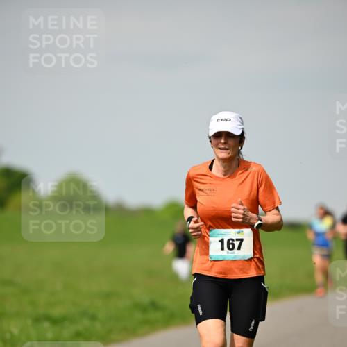 10.05.2026 - 8. Wedeler Halbmarathon Dr. Thomas Lammeyer http://msf.ph/oto/9693319 10.05.2026 11:17:37 Laufen 167 meine-sportfotos.de