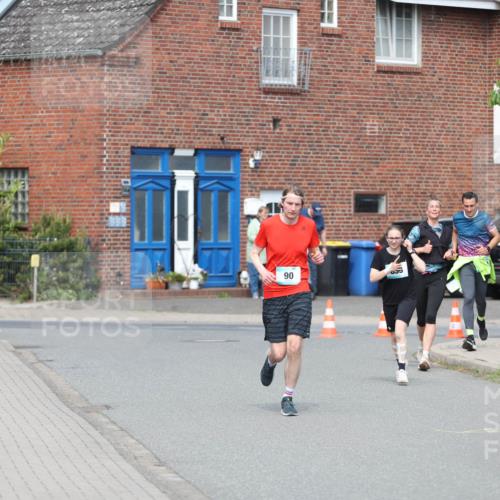10.05.2026 - 8. Wedeler Halbmarathon Andreas Tolksdorf http://msf.ph/oto/9693333 10.05.2026 10:18:55 Laufen 90, 030 meine-sportfotos.de