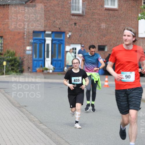 10.05.2026 - 8. Wedeler Halbmarathon Andreas Tolksdorf http://msf.ph/oto/9693351 10.05.2026 10:18:59 Laufen 90, 833 meine-sportfotos.de
