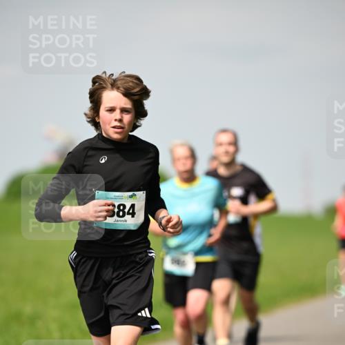10.05.2026 - 8. Wedeler Halbmarathon Dr. Thomas Lammeyer http://msf.ph/oto/9693460 10.05.2026 11:17:52 Laufen 384 meine-sportfotos.de