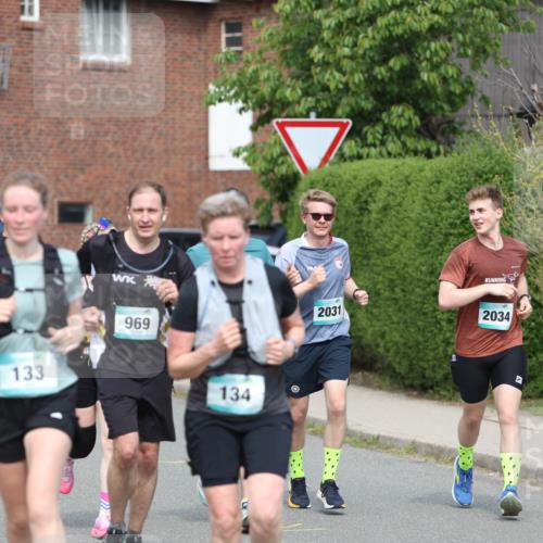 10.05.2026 - 8. Wedeler Halbmarathon Andreas Tolksdorf http://msf.ph/oto/9693472 10.05.2026 10:19:26 Laufen 133, 969, 134, 2031, 9, 2034 meine-sportfotos.de