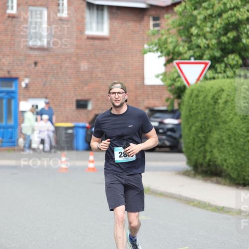 10.05.2026 - 8. Wedeler Halbmarathon Andreas Tolksdorf http://msf.ph/oto/9693499 10.05.2026 10:19:32 Laufen 28 meine-sportfotos.de