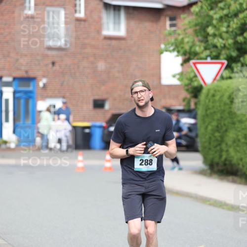 10.05.2026 - 8. Wedeler Halbmarathon Andreas Tolksdorf http://msf.ph/oto/9693512 10.05.2026 10:19:32 Laufen 288 meine-sportfotos.de