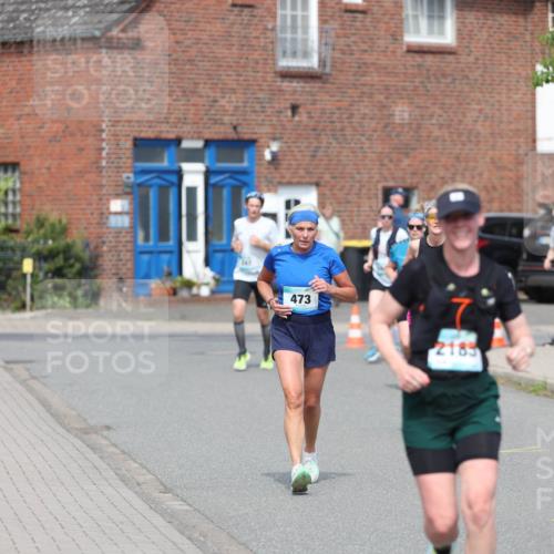 10.05.2026 - 8. Wedeler Halbmarathon Andreas Tolksdorf http://msf.ph/oto/9693639 10.05.2026 10:19:50 Laufen 263, 473, 479, 2185, 254 meine-sportfotos.de