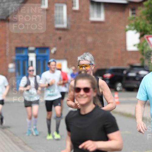 10.05.2026 - 8. Wedeler Halbmarathon Andreas Tolksdorf http://msf.ph/oto/9693682 10.05.2026 10:19:55 Laufen 254 meine-sportfotos.de