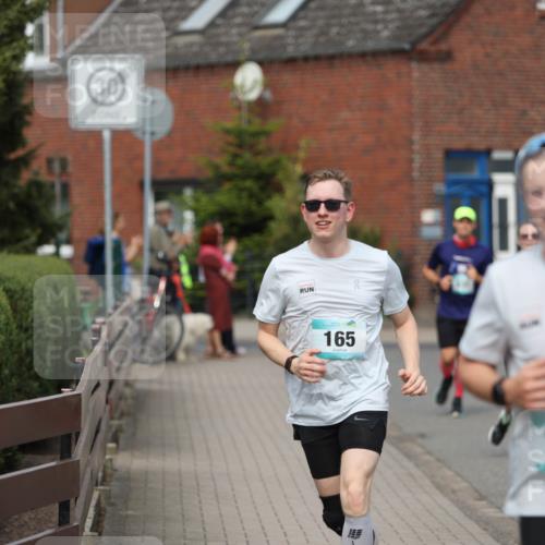 10.05.2026 - 8. Wedeler Halbmarathon Andreas Tolksdorf http://msf.ph/oto/9693720 10.05.2026 10:19:59 Laufen 30, 165, 247 meine-sportfotos.de