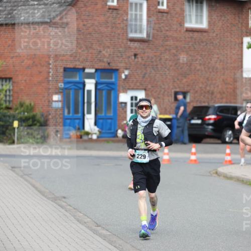 10.05.2026 - 8. Wedeler Halbmarathon Andreas Tolksdorf http://msf.ph/oto/9693806 10.05.2026 10:20:17 Laufen 13, 229, 563 meine-sportfotos.de