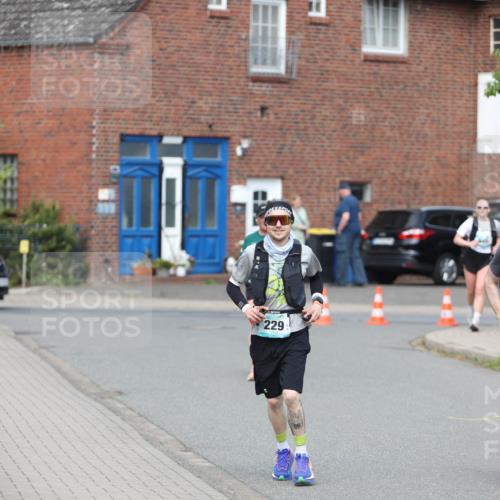 10.05.2026 - 8. Wedeler Halbmarathon Andreas Tolksdorf http://msf.ph/oto/9693813 10.05.2026 10:20:17 Laufen 229, 563 meine-sportfotos.de