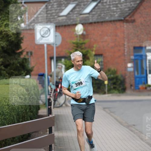 10.05.2026 - 8. Wedeler Halbmarathon Andreas Tolksdorf http://msf.ph/oto/9693857 10.05.2026 10:20:34 Laufen 30, 399 meine-sportfotos.de