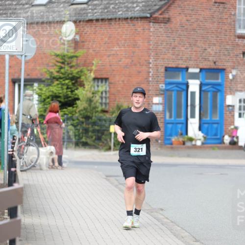 10.05.2026 - 8. Wedeler Halbmarathon Andreas Tolksdorf http://msf.ph/oto/9693884 10.05.2026 10:20:44 Laufen 321 meine-sportfotos.de