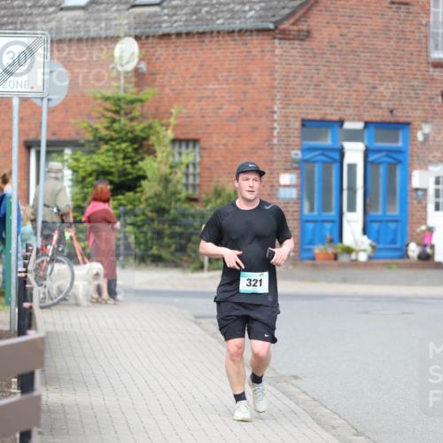 10.05.2026 - 8. Wedeler Halbmarathon Andreas Tolksdorf http://msf.ph/oto/9693895 10.05.2026 10:20:44 Laufen 321 meine-sportfotos.de