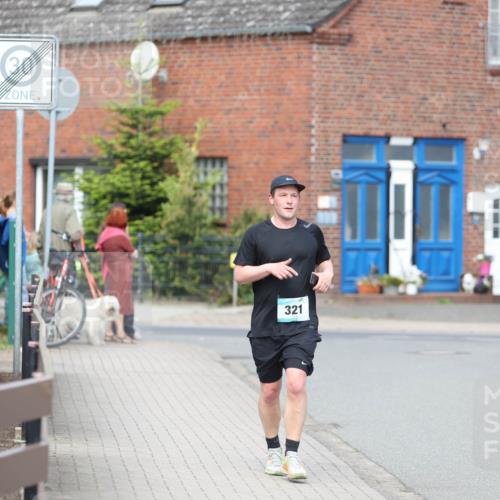 10.05.2026 - 8. Wedeler Halbmarathon Andreas Tolksdorf http://msf.ph/oto/9693898 10.05.2026 10:20:44 Laufen 321 meine-sportfotos.de