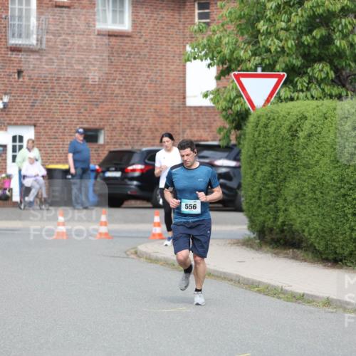 10.05.2026 - 8. Wedeler Halbmarathon Andreas Tolksdorf http://msf.ph/oto/9693939 10.05.2026 10:21:03 Laufen 556 meine-sportfotos.de