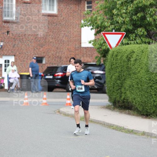 10.05.2026 - 8. Wedeler Halbmarathon Andreas Tolksdorf http://msf.ph/oto/9693942 10.05.2026 10:21:03 Laufen 556 meine-sportfotos.de