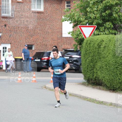 10.05.2026 - 8. Wedeler Halbmarathon Andreas Tolksdorf http://msf.ph/oto/9693948 10.05.2026 10:21:03 Laufen 556 meine-sportfotos.de