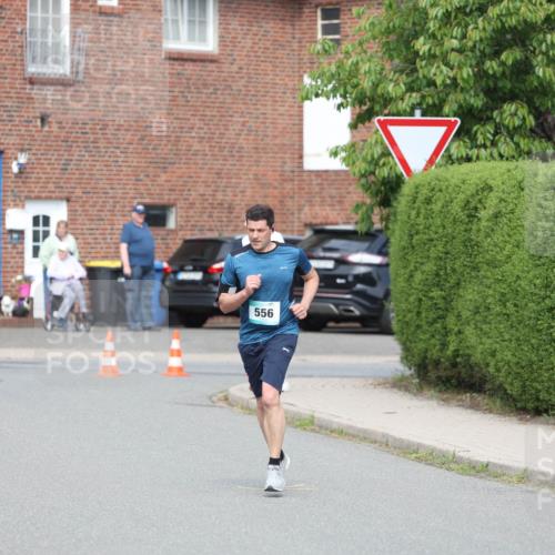 10.05.2026 - 8. Wedeler Halbmarathon Andreas Tolksdorf http://msf.ph/oto/9693953 10.05.2026 10:21:04 Laufen 556 meine-sportfotos.de