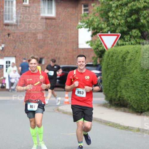 10.05.2026 - 8. Wedeler Halbmarathon Andreas Tolksdorf http://msf.ph/oto/9694010 10.05.2026 10:21:14 Laufen 951, 953 meine-sportfotos.de