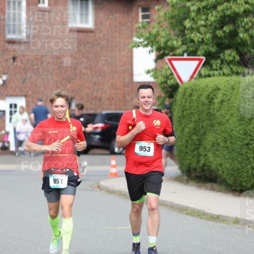 10.05.2026 - 8. Wedeler Halbmarathon Andreas Tolksdorf http://msf.ph/oto/9694015 10.05.2026 10:21:15 Laufen 951, 953 meine-sportfotos.de