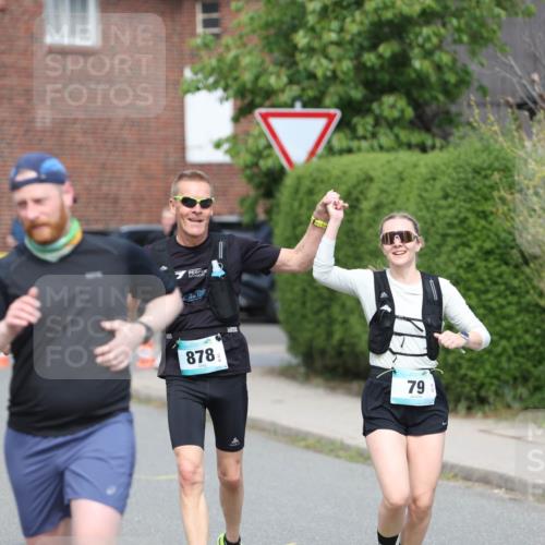 10.05.2026 - 8. Wedeler Halbmarathon Andreas Tolksdorf http://msf.ph/oto/9694120 10.05.2026 10:21:26 Laufen 878, 79 meine-sportfotos.de