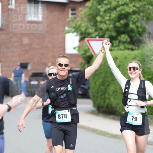 10.05.2026 - 8. Wedeler Halbmarathon Andreas Tolksdorf http://msf.ph/oto/9694131 10.05.2026 10:21:27 Laufen 878, 79 meine-sportfotos.de