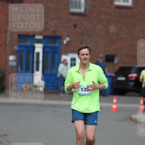 10.05.2026 - 8. Wedeler Halbmarathon Andreas Tolksdorf http://msf.ph/oto/9694409 10.05.2026 10:22:38 Laufen 135 meine-sportfotos.de