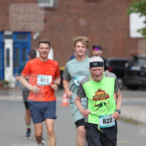 10.05.2026 - 8. Wedeler Halbmarathon Andreas Tolksdorf http://msf.ph/oto/9694517 10.05.2026 10:22:53 Laufen 613, 6, 822 meine-sportfotos.de