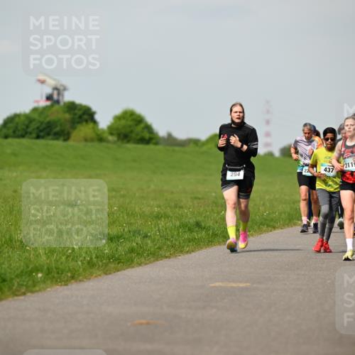 10.05.2026 - 8. Wedeler Halbmarathon Dr. Thomas Lammeyer http://msf.ph/oto/9694519 10.05.2026 11:19:35 Laufen 294, 2119, 437 meine-sportfotos.de