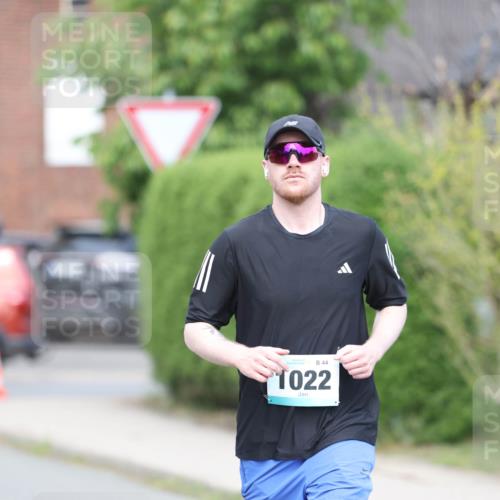 10.05.2026 - 8. Wedeler Halbmarathon Andreas Tolksdorf http://msf.ph/oto/9694561 10.05.2026 10:22:58 Laufen 93, 44, 1022 meine-sportfotos.de