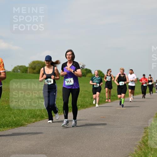 10.05.2026 - 8. Wedeler Halbmarathon Dr. Thomas Lammeyer http://msf.ph/oto/9694644 10.05.2026 11:19:46 Laufen 2222, 626, 711, 806 meine-sportfotos.de