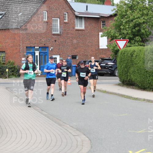 10.05.2026 - 8. Wedeler Halbmarathon Andreas Tolksdorf http://msf.ph/oto/9694654 10.05.2026 10:23:40 Laufen 382, 318, 1000, 255 meine-sportfotos.de