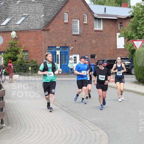 10.05.2026 - 8. Wedeler Halbmarathon Andreas Tolksdorf http://msf.ph/oto/9694676 10.05.2026 10:23:42 Laufen 382, 1000, 255 meine-sportfotos.de