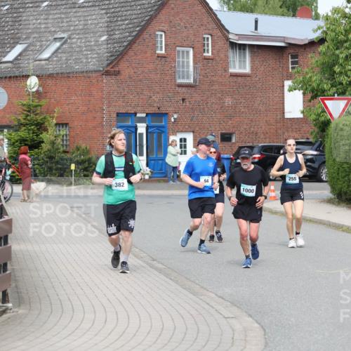10.05.2026 - 8. Wedeler Halbmarathon Andreas Tolksdorf http://msf.ph/oto/9694679 10.05.2026 10:23:42 Laufen 64, 382, 1000, 255 meine-sportfotos.de